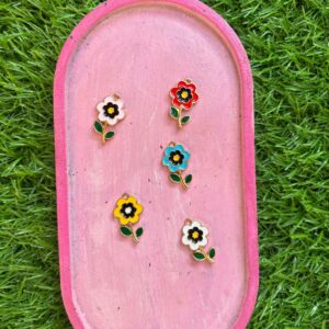 Vintage Daisy Pendants