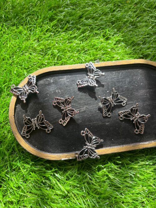 Magnetic Butterfly Black On Silver