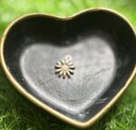 Tiny Gold-Toned Daisy Charm (Single)