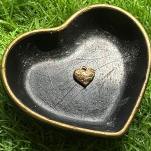 Vintage-Style Gold-Toned Textured Floral Heart Charm (Single)