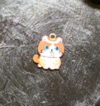 1 Piece Sitting Kitten Charm