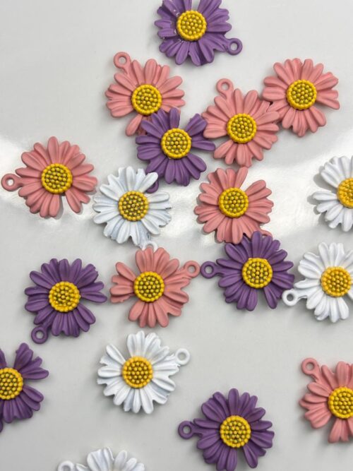 METALIC FLOWER PENDANT / CHARMS FOR DIY CRAFTING BRACELETS , HANDBAGS , KEYCHAIN AND MORE